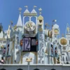 DISNEYLAND its a small world streaker